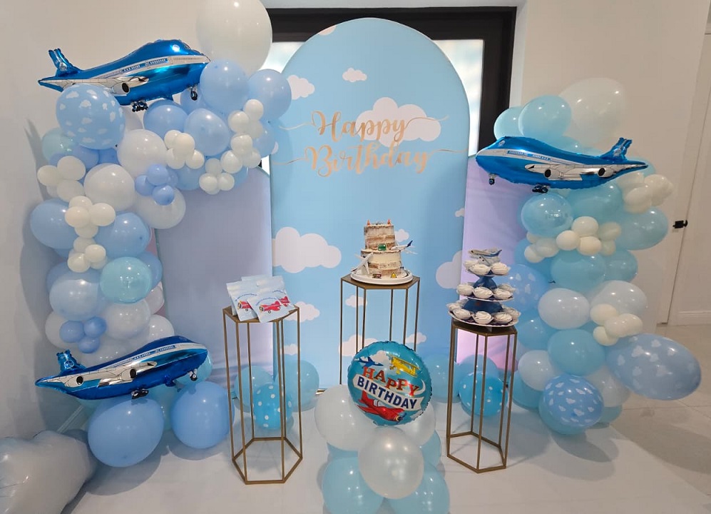 Airplane Themed Party Decor